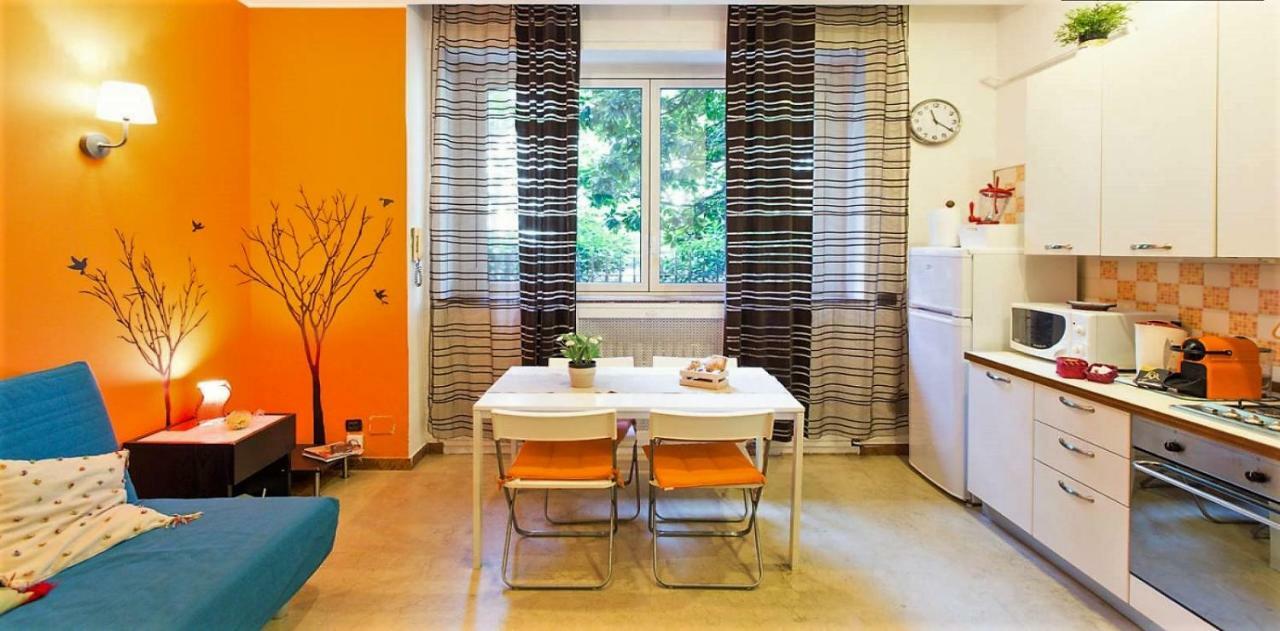 Isola Lagosta Apartment Milan Bagian luar foto